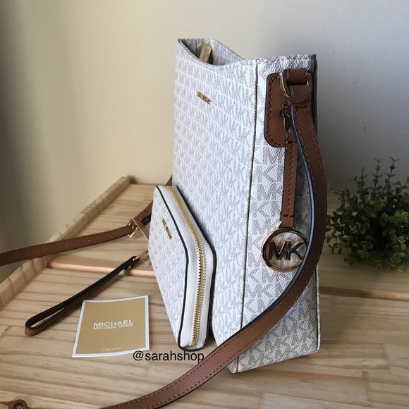 🌼Michael Kors Set - Picture 3 of 16